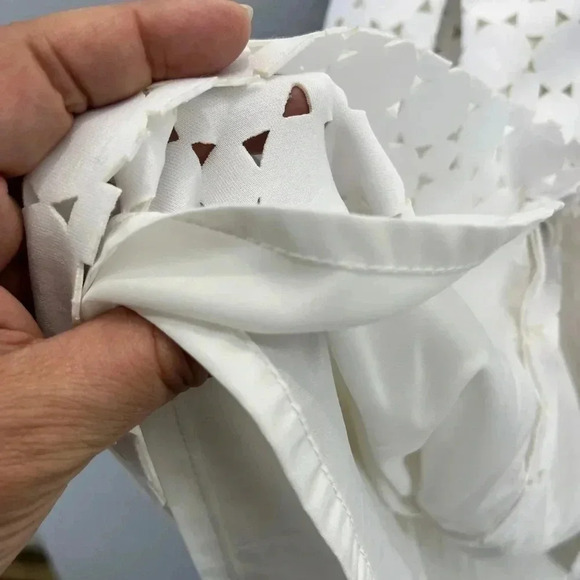 Trina Turk dress, fit and flare, double lined,white, knee length,Key hole back - Picture 7 of 8